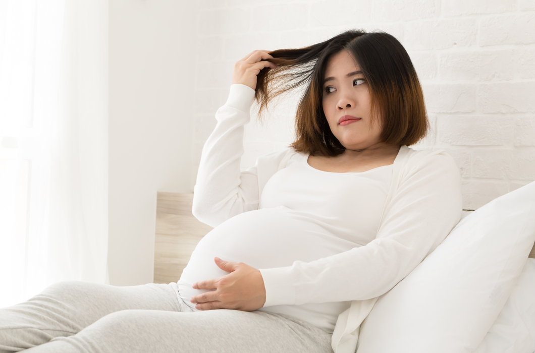 Haare färben in der Schwangerschaft: Alles, was Sie wissen müssen von Trimester zu Trimester