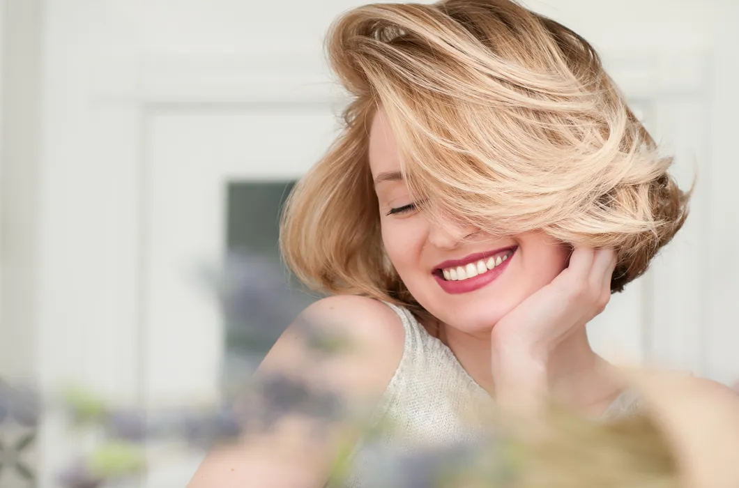 Kurzhaarfrisuren Damen: Welche sind im Trend und wie pflegen?