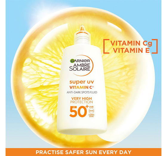 GARNIER AMBRE SOLAIRE SUPER UV VITAMIN C FLUID GEGEN VERFÄRBUNGEN SPF50+ 40ML