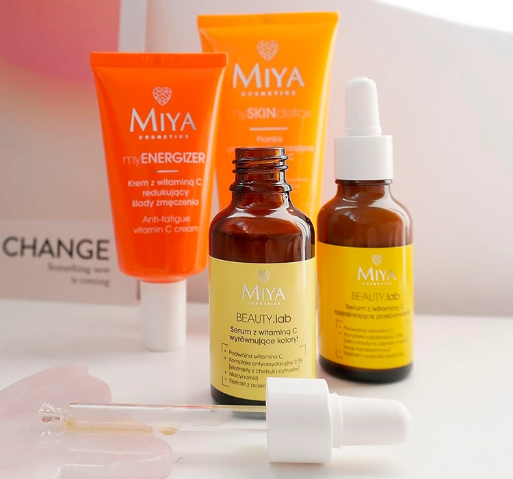 MIYA COSMETICS BEAUTY.LAB SERUM FÜR GESICHT MIT VITAMIN C FÜR AUSGEGLICHENES HAUTKOLORIT 30ML