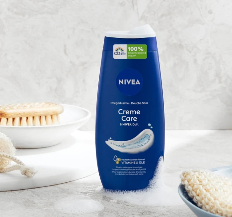 NIVEA CARING MOMENT KOSMETIKSET FÜR FRAUEN