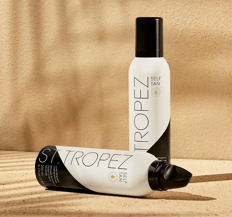 ST. TROPEZ SELF TAN CREMIGER SELBSTBRÄUNUNGSSCHAUM 200ML