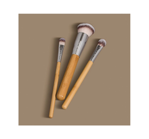 NAM Foundation Kabuki Brush Foundation Pinsel