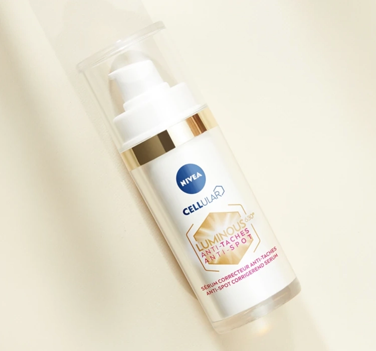 NIVEA CELLULAR LUMINOUS 630 KOSMETIKSET ZUR GESICHTSPFLEGE TAGESCREME + SERUM