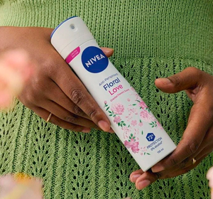 NIVEA FLORAL LOVE ANTITRANSPIRANT SPRAY FÜR FRAUEN 150ML