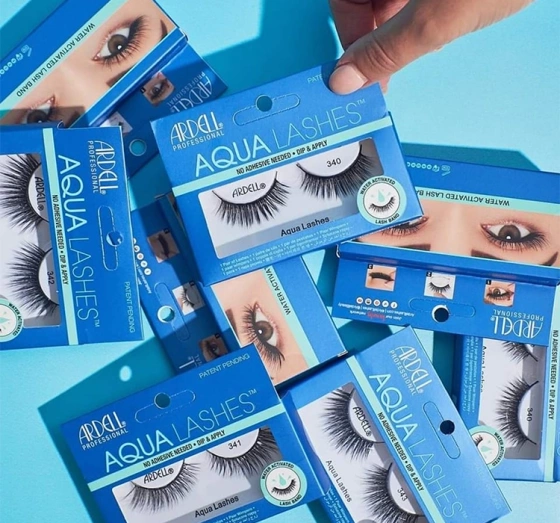 Kliknij na zdjęcie, aby je powiększyć ARDELL AQUA LASHES KÜNSTLICHE WIMPERN 340