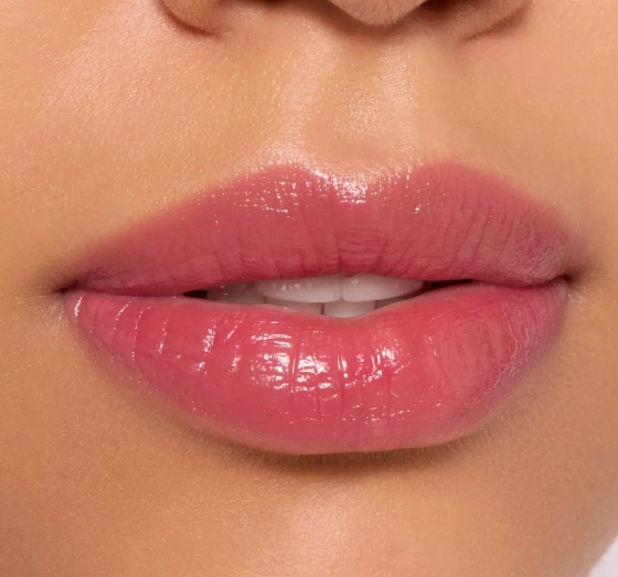 Kliknij na zdjęcie, aby je powiększyć Catrice Care In Colours Lip Balm Lippenbalsam 040 Hot Take 3g