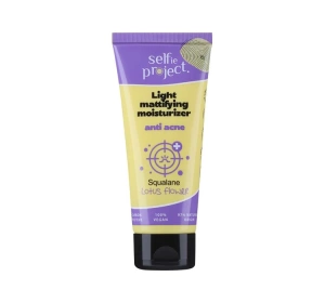 SELFIE PROJECT LEICHTE CREME MATTIEREND-FEUCHTIGKEITSSPENDENDE FÜR JUNGE HAUT MIT UNREINHEITEN 50ML