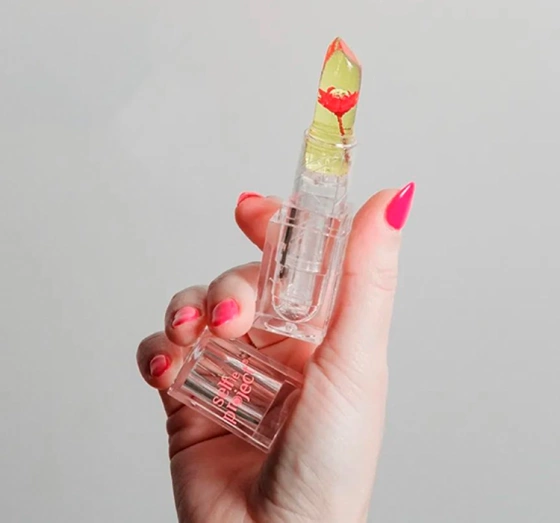 Kliknij na zdjęcie, aby je powiększyć Selfie Project Nature Lover regenerierender Lippenbalsam 3,5g