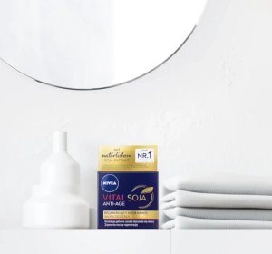 NIVEA Vital Soja regenerierende Nachtcreme 50 ml