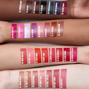 KIKO Milano Club K Pigment Pop Lipstick – feuchtigkeitsspendender, deckender Lippenstift 18 Club Coded 3,5 g