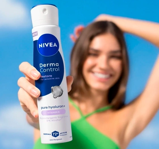 Kliknij na zdjęcie, aby je powiększyć NIVEA Derma Control Antitranspirant Spray für Frauen Restore 250 ml