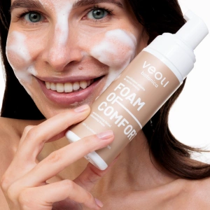 Veoli Botanica Foam Of Comfort Feuchtigkeitsspendender Gesichtsreinigungsschaum 150 ml