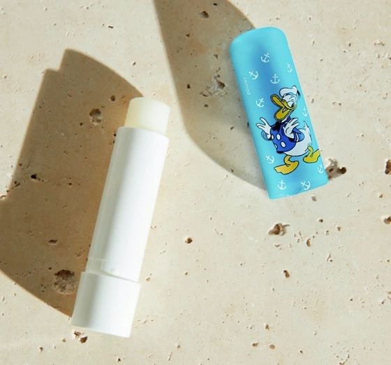 NIVEA Disney Mickey and Friends Schutzlippenstift Hydro Splash LSF 15 4,8 g
