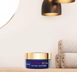 NIVEA Vital Soja regenerierende Nachtcreme 50 ml
