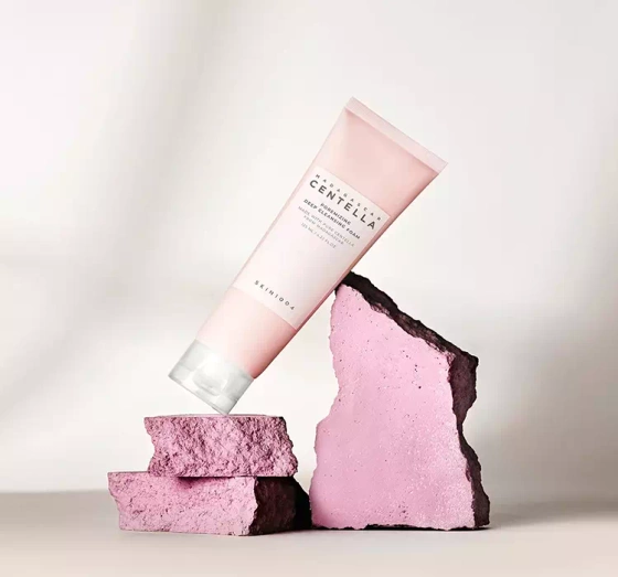 Kliknij na zdjęcie, aby je powiększyć SKIN1004 POREMIZING DEEP CLEANSING FOAM REINIGUNGSSCHAUM FÜR GESICHT 125ML