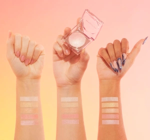 MAKEUP REVOLUTION BEAM BRIGHT HIGHLIGHTER GOLDEN GAL 2,45G