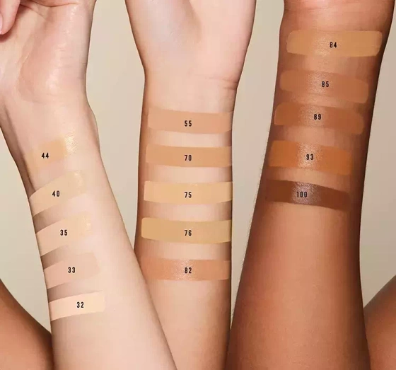 Kliknij na zdjęcie, aby je powiększyć MAX FACTOR MIRACLE PURE FOUNDATION ZUR VERBESSERUNG DES HAUTZUSTANDS 75 GOLDEN 30ML