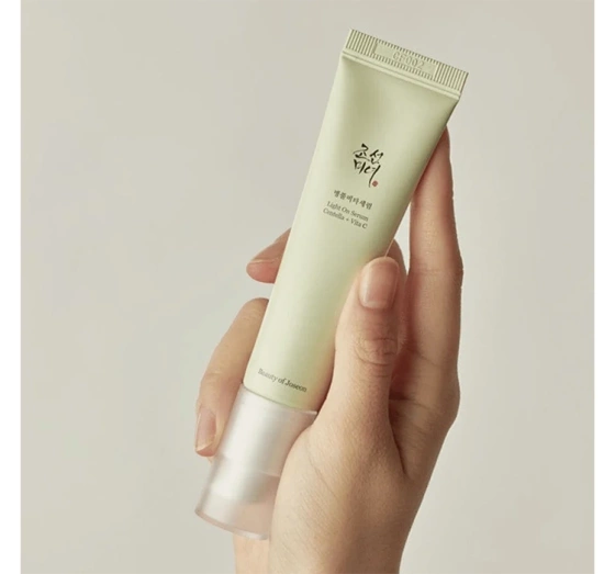 Kliknij na zdjęcie, aby je powiększyć Beauty of Joseon Light On Aufhellendes Serum mit Vitamin C 30 ml