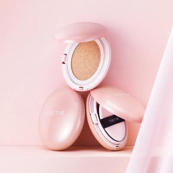 TIRTIR Mask Fit All-Cover Cushion – deckende Gesichtsgrundierung in Kompaktform, 23N Sand, 18 g