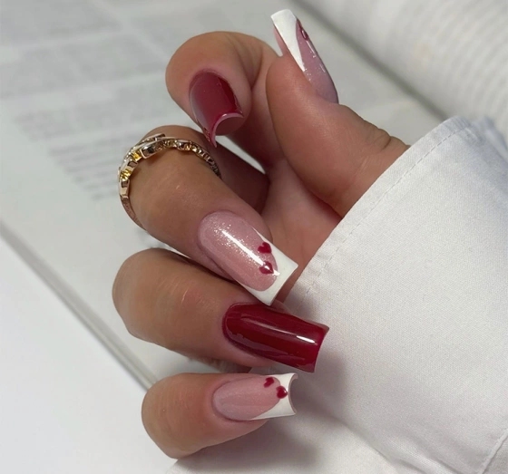 Kliknij na zdjęcie, aby je powiększyć CLAVIER FRENCH BASE COAT HYBRIDBASIS F04 CUTIE PIE 10ML