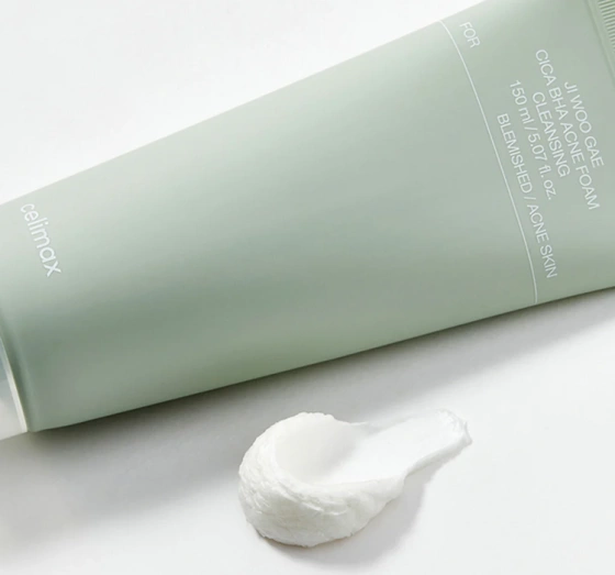 Celimax Ji Woo Gae Reinigender Schaum für zu Akne neigende Haut 150 ml