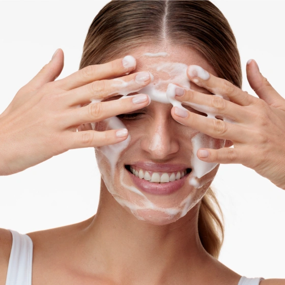 Veoli Botanica Foam Of Balance Seboregulierender Gesichtsreinigungsschaum 150 ml