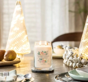 Yankee Candle Signature Große Duftkerze White Spruce & Grapefruit 567 g