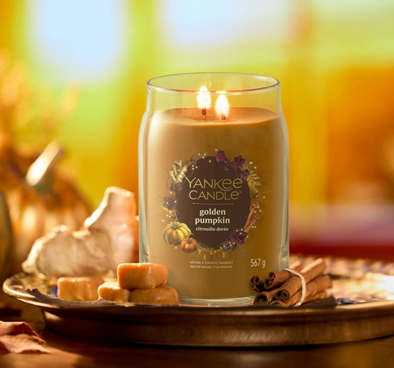 Yankee Candle Signature Große Duftkerze Golden Pumpkin 567 g