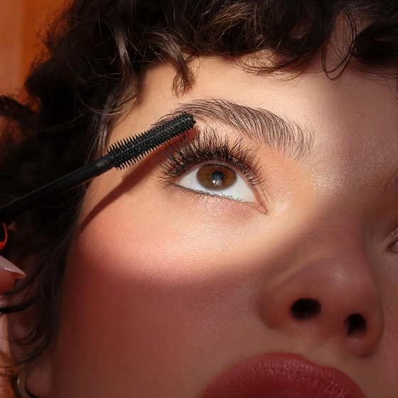 Poppy Head Longer Things Verlängernde Mascara 9 g