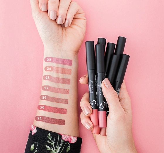 Kliknij na zdjęcie, aby je powiększyć GOLDEN ROSE MATTE MATTER LIPPENSTIFT 29