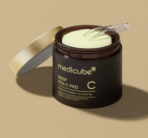 Medicube Deep Vita C Aufhellende Pads 70 Stück