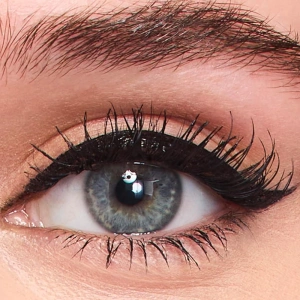 L'Oréal Paris Haute Precision Wasserfester flüssiger Eyeliner im Stift 010 Black Silk / Noir Silk 1 ml