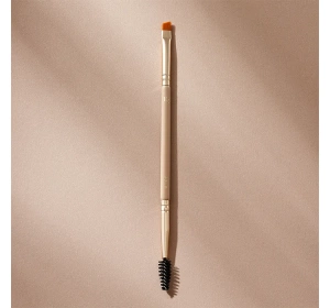 Eveline Cosmetics Pinsel zum Schminken der Augenbrauen und zum Auftragen von Eyeliner E05