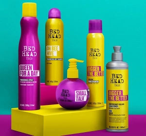 TIGI Bed Head Bigger The Better Professioneller leichter Volumen-Conditioner für feines und zartes Haar 300 ml