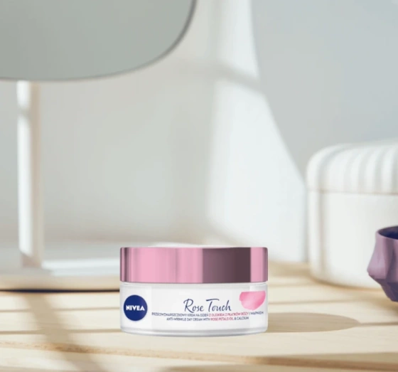 NIVEA ROSE TOUCH ANTI FALTEN TAGESCREME 50ML