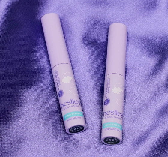 Bell x Besties Flüssiger Eyeliner 01 Blackest Night 4g