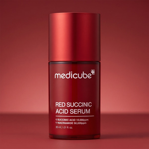 Medicube Red Succinic Acid Serum – Anti-Akne-Gesichtsserum mit Bernsteinsäure, 30 ml