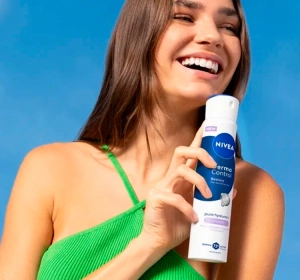 NIVEA Derma Control Antitranspirant Spray für Frauen Restore 250 ml