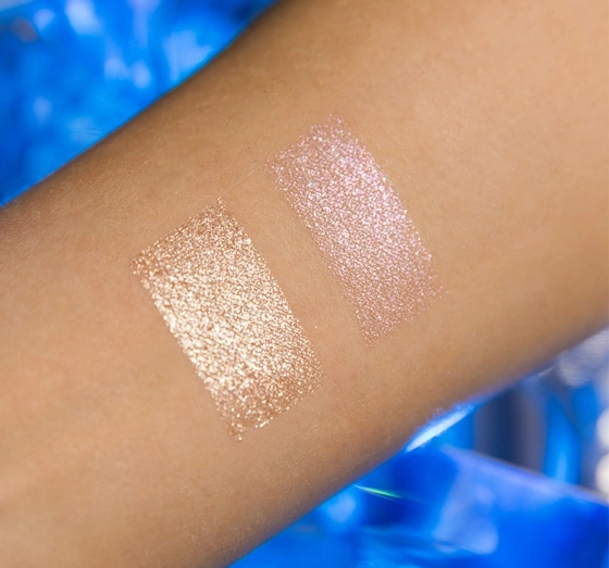 Kliknij na zdjęcie, aby je powiększyć INGRID x eZEBRA MERMAID GLOW HIGHLIGHTER 02 7G