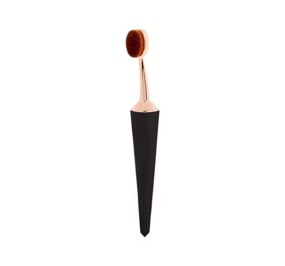 Kliknij na zdjęcie, aby je powiększyć ICONIC LONDON EVO OVAL MAKEUP PINSEL BLACK 004