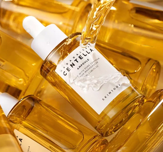 Kliknij na zdjęcie, aby je powiększyć SKIN1004 CENTELLA AMPOULE GESICHTSSERUM 55ML