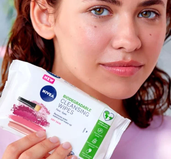 Kliknij na zdjęcie, aby je powiększyć NIVEA BIOLOGISCH ABBAUBARE ABSCHMINKTÜCHER FÜR TROCKENE HAUT 25 STÜCK