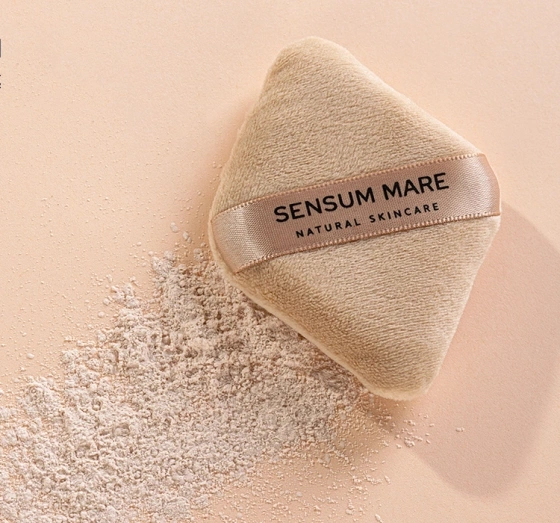 Kliknij na zdjęcie, aby je powiększyć Sensum Mare Algotone Puderquaste