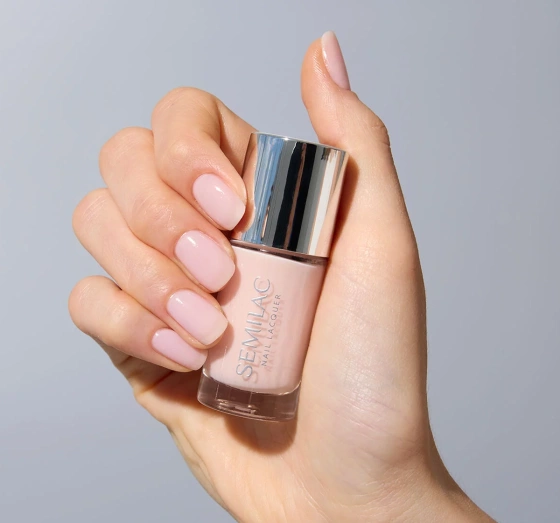 Kliknij na zdjęcie, aby je powiększyć Semilac Nail Lacquer Klassischer Nagellack 101 Sheer Nude 9 ml