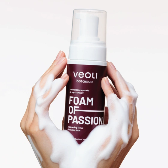 Veoli Botanica Foam Of Passion Aufhellender Gesichtsreinigungsschaum 150 ml
