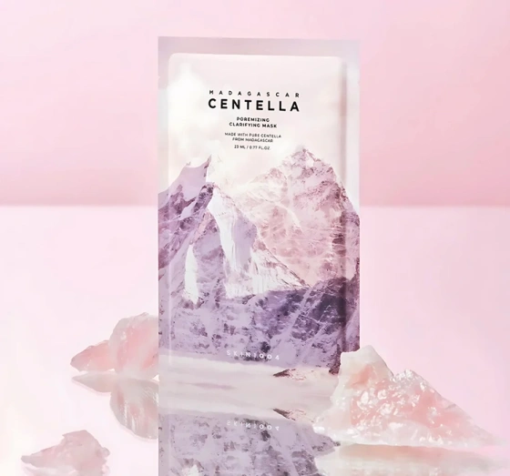 Kliknij na zdjęcie, aby je powiększyć Skin1004 Madagascar Centella Poremizing Porenverfeinernde Tuchmaske 23 ml