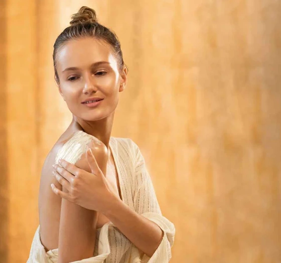 Kliknij na zdjęcie, aby je powiększyć Avon Planet Spa Radiance Golden Körperbutter 200 ml