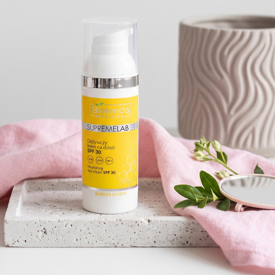 Bielenda Professional Supremelab Barrier Renew pflegende Tagescreme LSF 30 50 ml