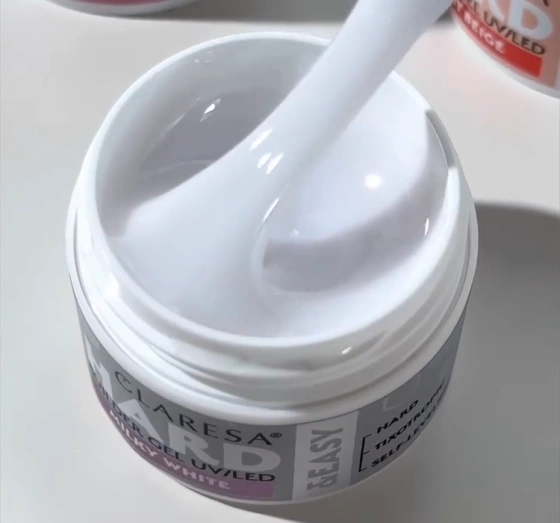 Kliknij na zdjęcie, aby je powiększyć Claresa Hard & Easy Aufbaugel Milky White 12 g